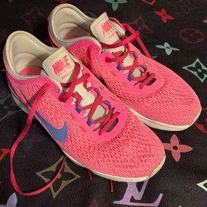 Nike shoes